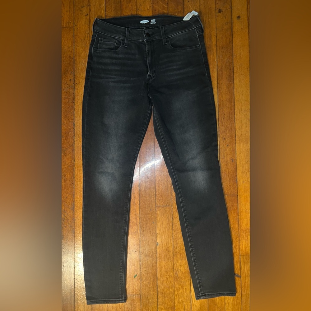 Old Navy Rockstar Super Skinny High Rise Jeans